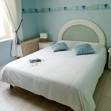 Restaurant Ferme De La Grande Cour فندق La Rivière-Saint-Sauveur