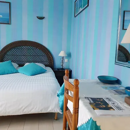 Restaurant Ferme De La Grande Cour فندق La Rivière-Saint-Sauveur