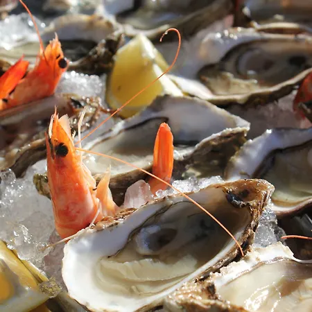 Restaurant Ferme De La Grande Cour 2* La Rivière-Saint-Sauveur