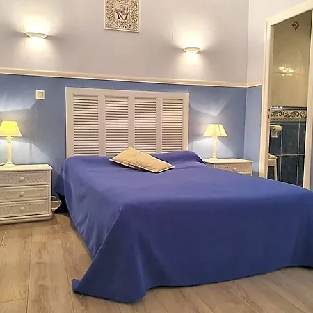 Hotel Restaurant Ferme De La Grande Cour 2*
