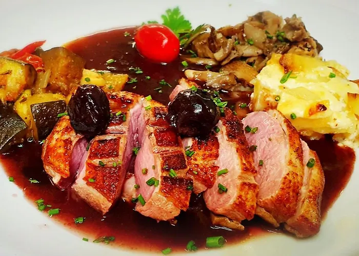 Restaurant Ferme De La Grande Cour La Riviere-Saint-Sauveur