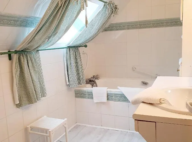 Restaurant Ferme De La Grande Cour La Rivière-Saint-Sauveur