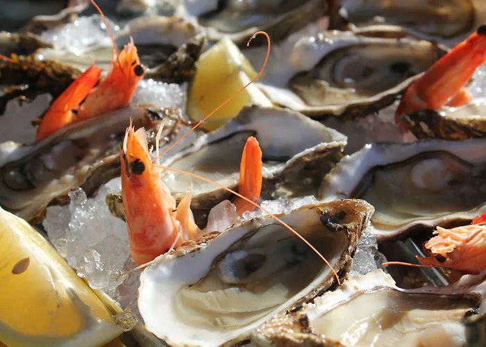 Restaurant Ferme De La Grande Cour 2* La Riviere-Saint-Sauveur