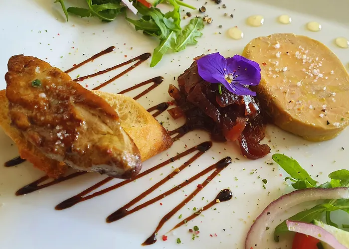 Restaurant Ferme De La Grande Cour Hotel La Rivière-Saint-Sauveur