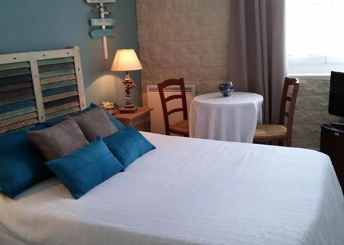 Restaurant Ferme De La Grande Cour Hotel La Rivière-Saint-Sauveur